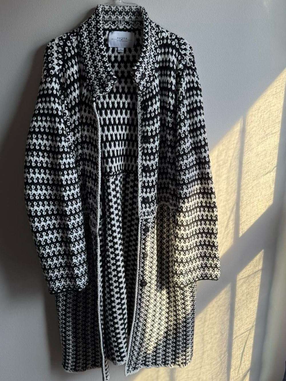 Eureka by Christos Garkinos Cardigan Knit Sweater 1X Longline Black & White